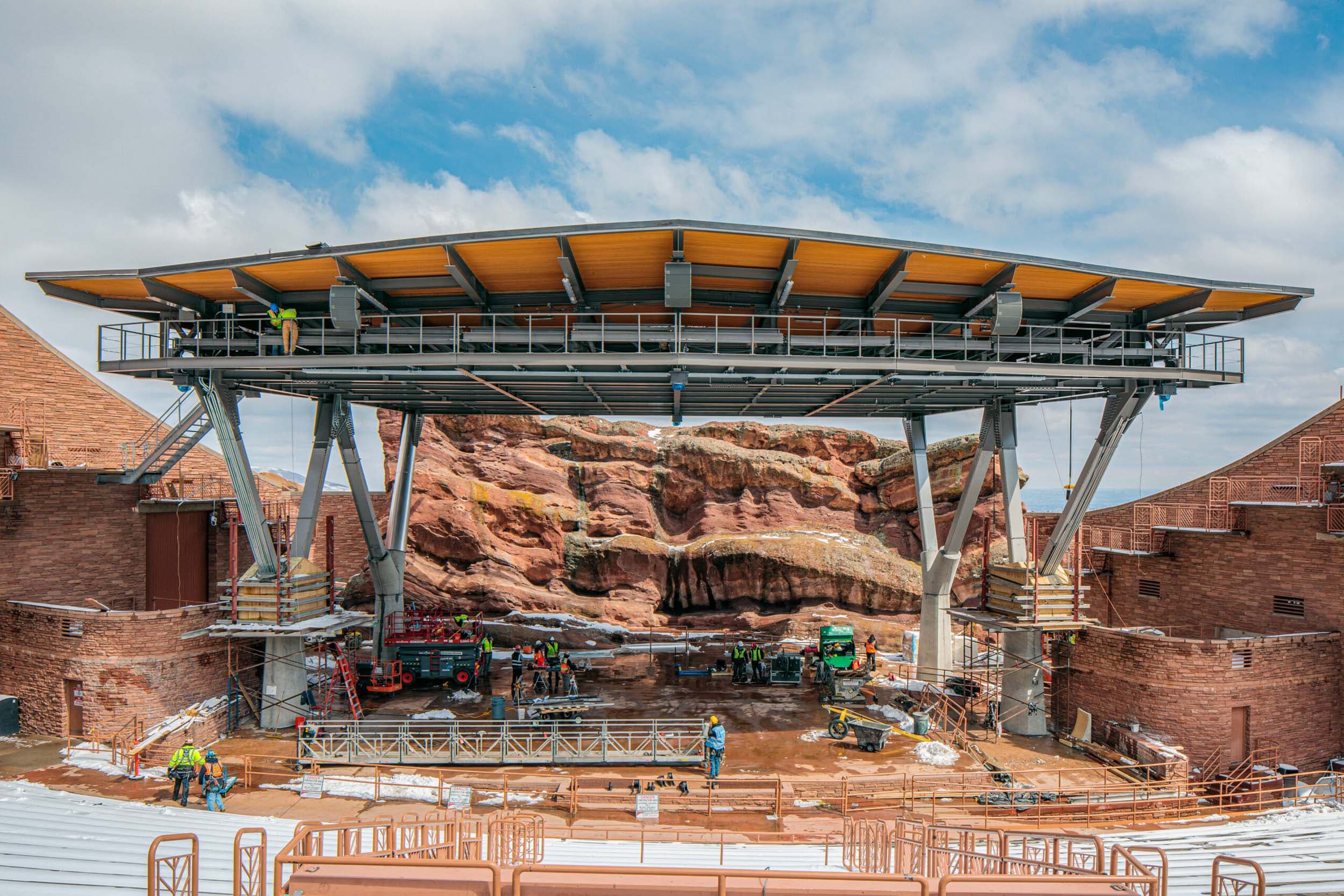 Red Rocks Amphitheatre forming systems